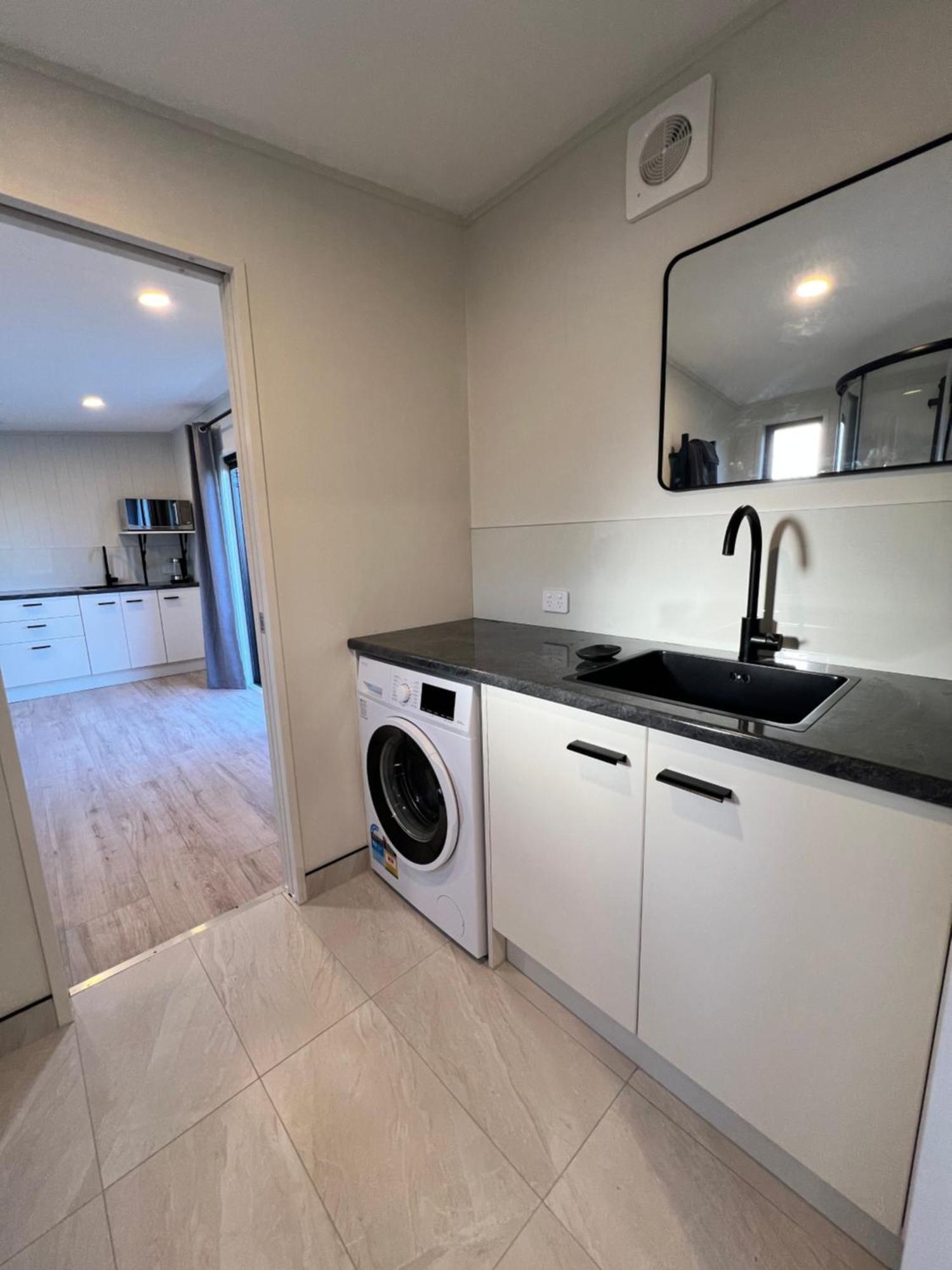 Brand New Perfect Tiny In Mangawhai Holiday home